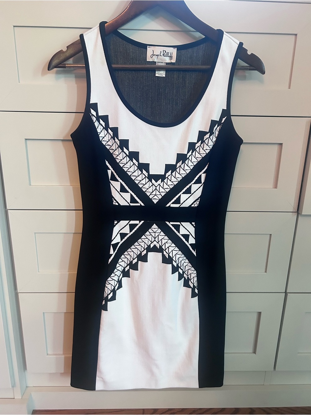 Joseph Ribkoff Black and White Geometric Sheath Mini Dress